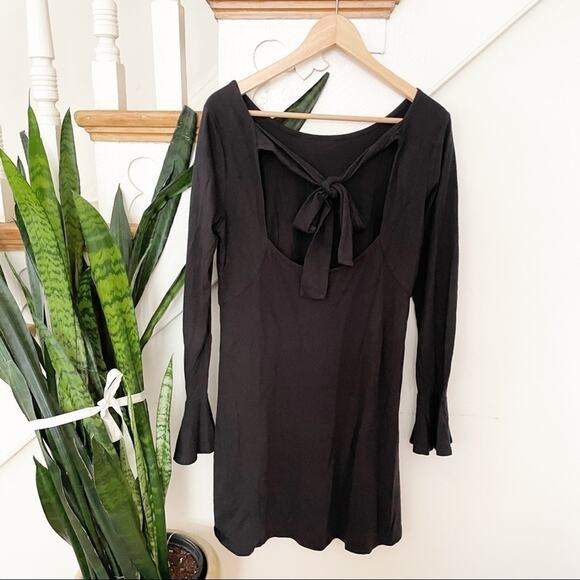 Free People black long sleeves tie back scoop neck - Picture 7 of 8